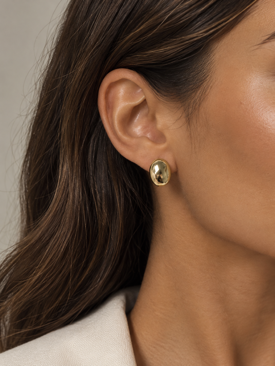 The Pebble Studs